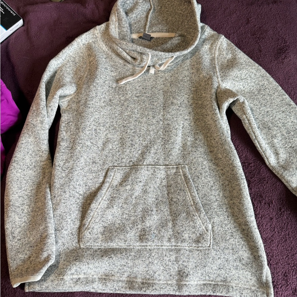 NWOT Eddie Bauer women’s funnel neck sweater size small